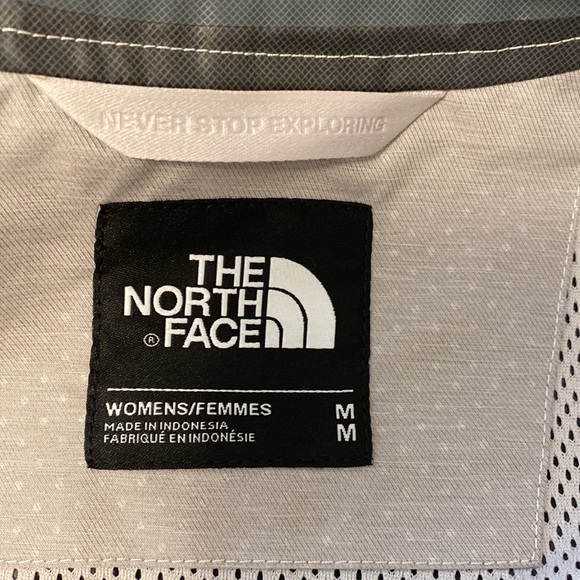 Awesome North Face waterproof trench - Picture 7 of 13